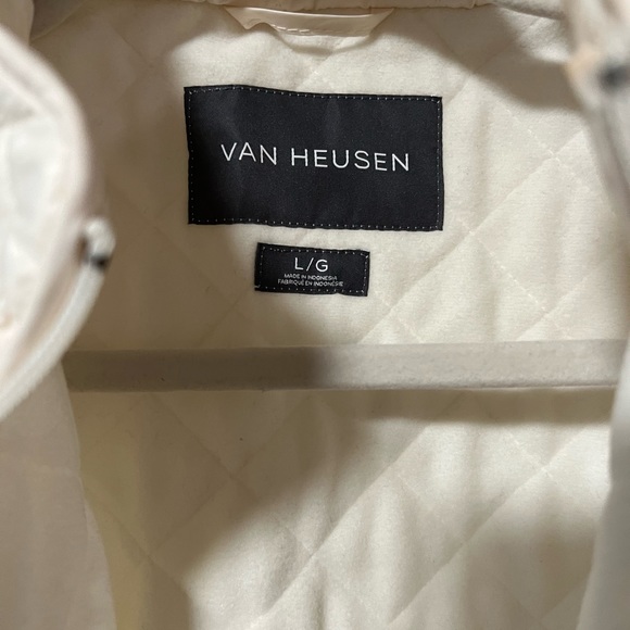 Van Heusen cream, quilted vest - Picture 7 of 7